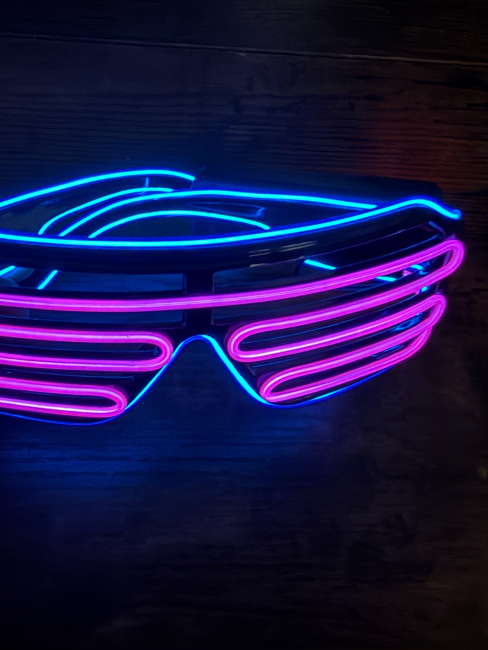 Neon LED Wall Art - Blue & Pink Retro Sunglasses